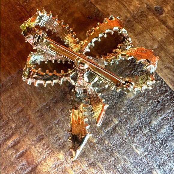 Vintage 1980s Gold-Tone Bow Brooch With Faux Pearl Accent Delicate Coquette - Picture 2 of 7